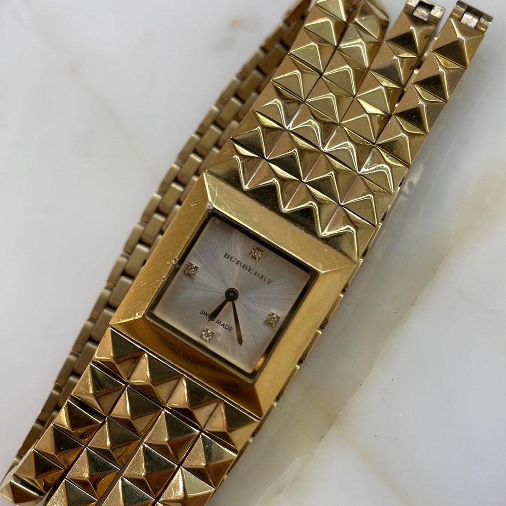 Rare Burberry Gauntlet Pyramid Flex Watch Gold Tone Gift For Her